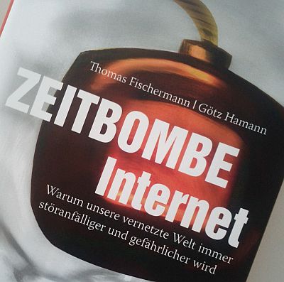Buchcover von "Zeitbombe Internet"